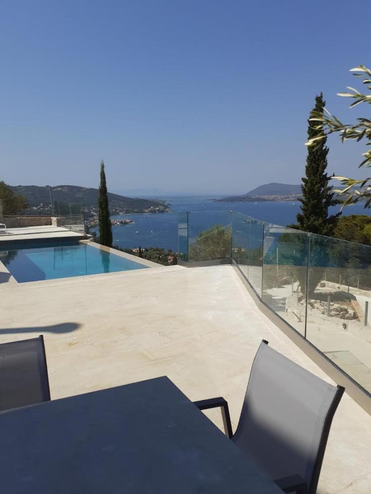 Ionian Stone Luxury Villa 니키아나 외부 사진