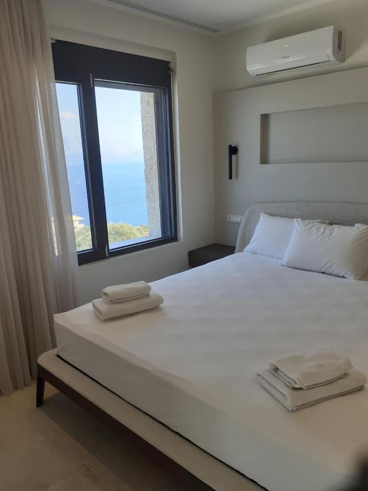 Ionian Stone Luxury Villa 니키아나 외부 사진