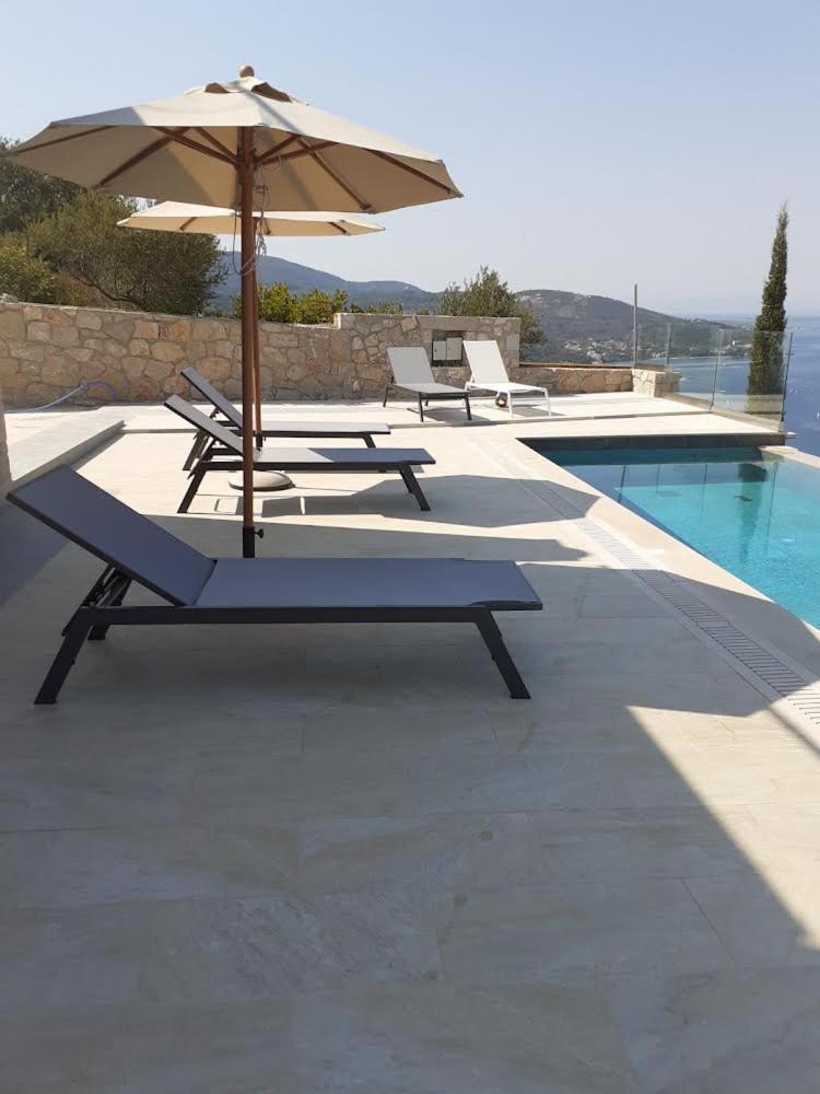 Ionian Stone Luxury Villa 니키아나 외부 사진